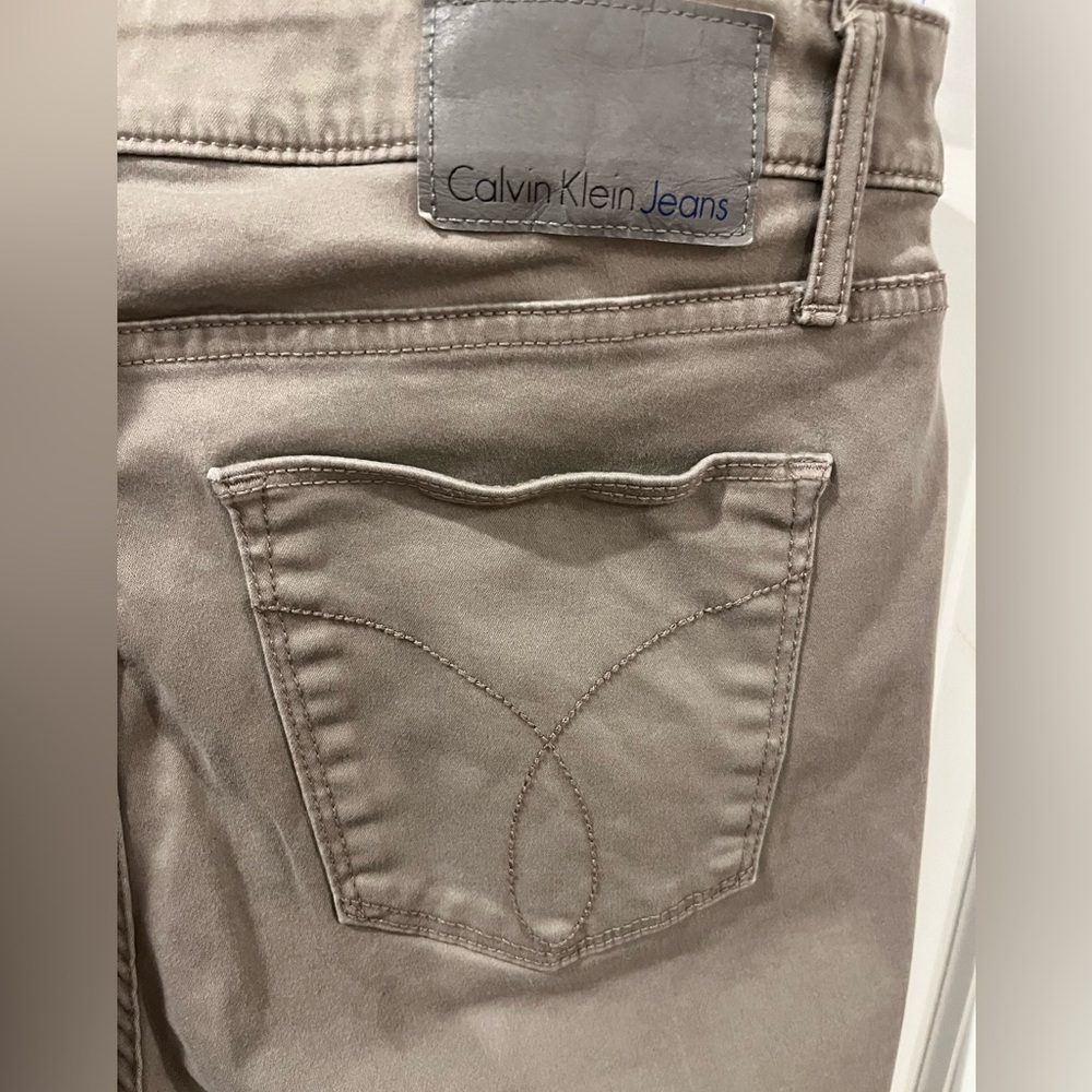 Calvin Klein Ankle Skinny Tan Jeans Size 8